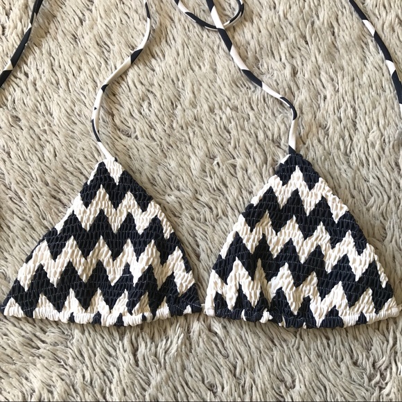 Tori Praver•Triangle Bikini Top••NWT - Picture 6 of 7